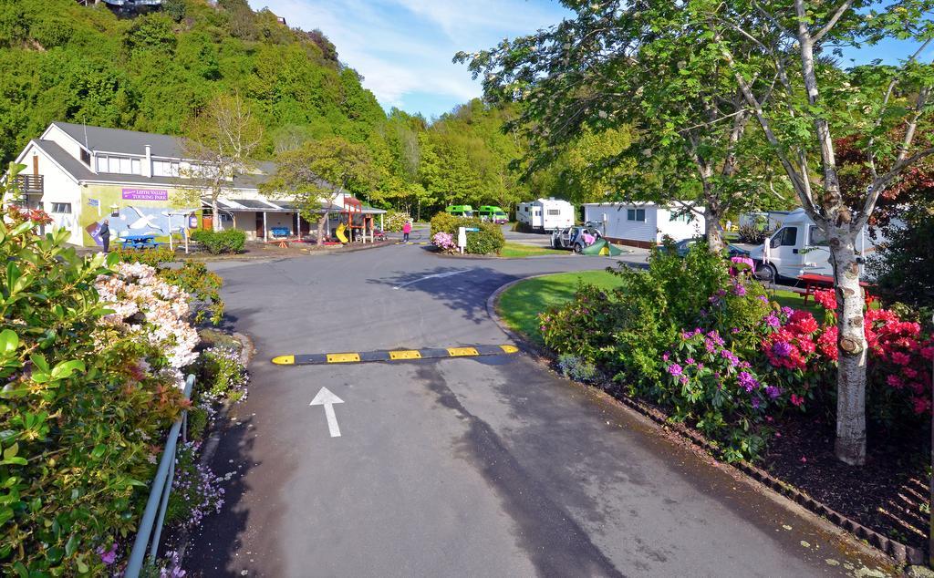 Leith Valley Holiday Park And Motels Dunedin Exterior foto